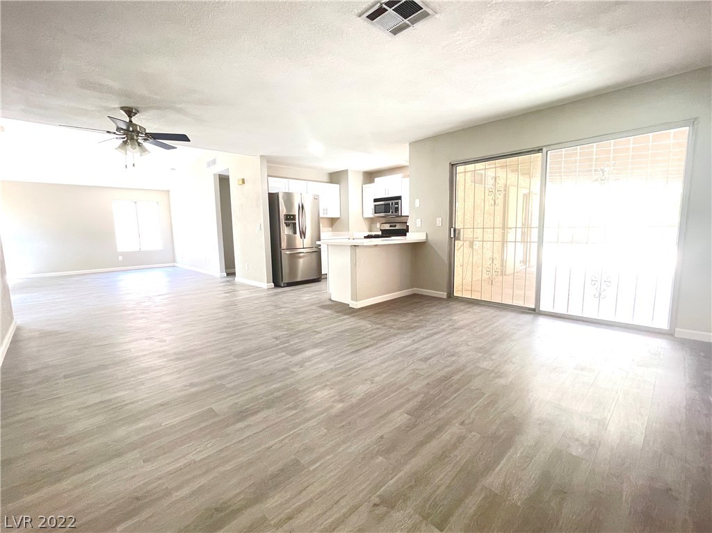5436 Liverpool Road Las Vegas, NV 89107 - Photo 13 of 18 Gallery Image 13
