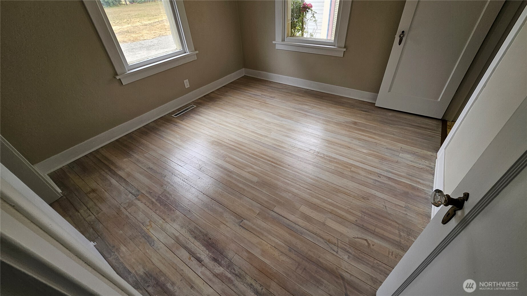 3121 Galvin Road Centralia, WA 98531 - Photo 10 of 32 Gallery Image 10