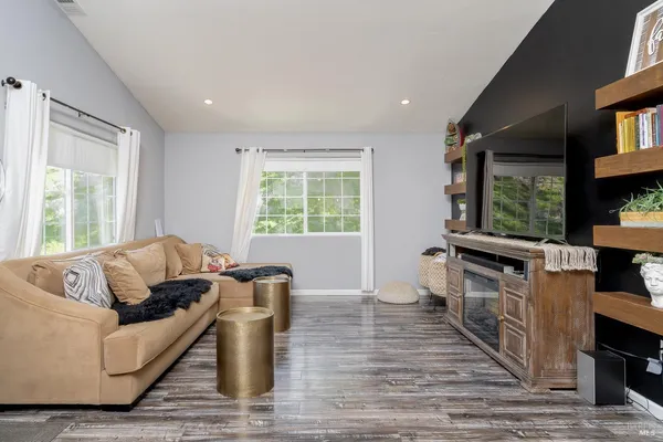 $485,000 | 1081 Arroyo Grande Drive, Napa, CA 94558