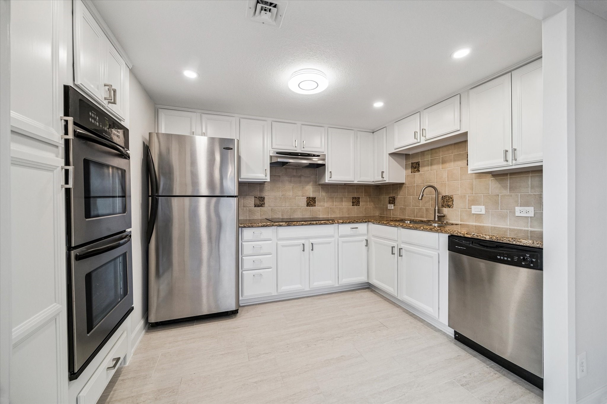 2016 Main Street, Unit 622 Houston, TX 77002 - Photo 7 of 41