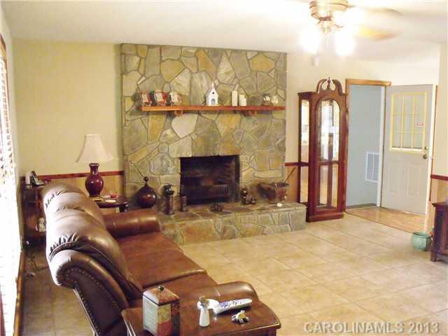 1273 Linwood Road Mooresville, NC 28115 - Photo 3 of 16 Gallery Image 3