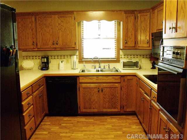 1273 Linwood Road Mooresville, NC 28115 - Photo 4 of 16 Gallery Image 4