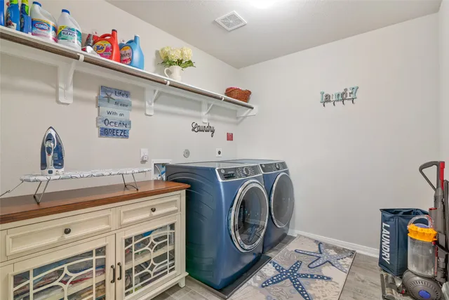 $446,900 | 1113 San Jacinto Street, La Porte, TX 77571