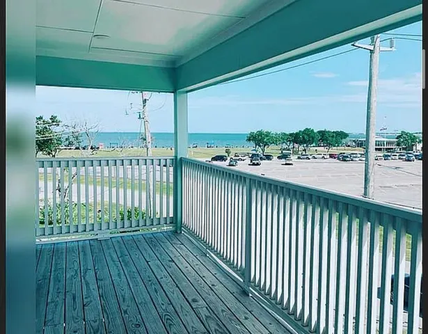 $446,900 | 1113 San Jacinto Street, La Porte, TX 77571