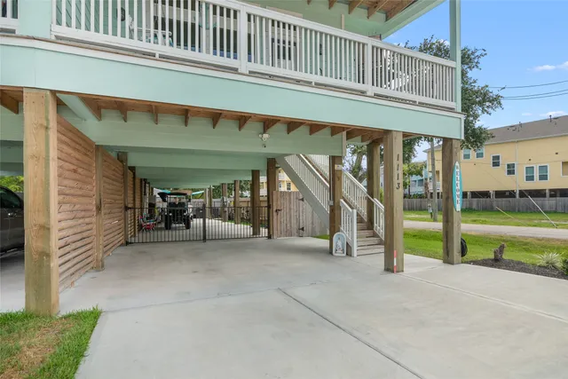 $446,900 | 1113 San Jacinto Street, La Porte, TX 77571