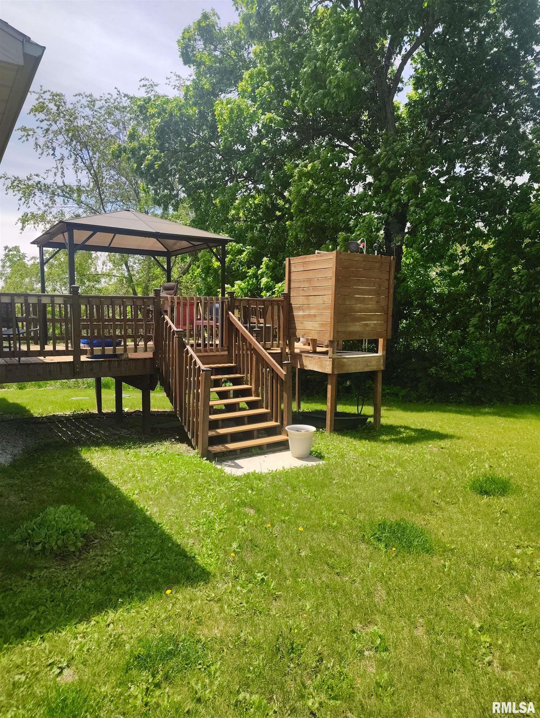 30720 North Norris Blacktop Road Farmington, IL 61531 - Photo 5 of 94