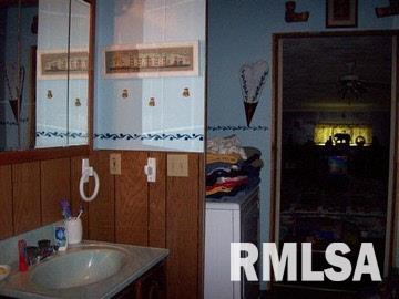 12 Mitchell Drive Wayne City, IL 62895 - Photo 10 of 16