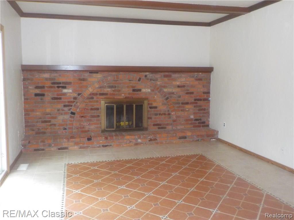 35797 Smithfield Road Farmington, MI 48335 - Photo 8 of 21