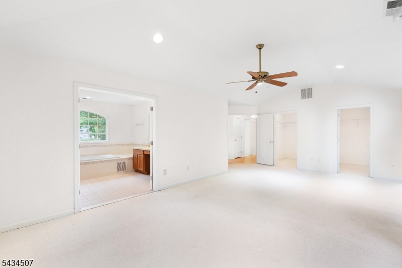36 King George Road Warren, NJ 07059 - Photo 18 of 25
