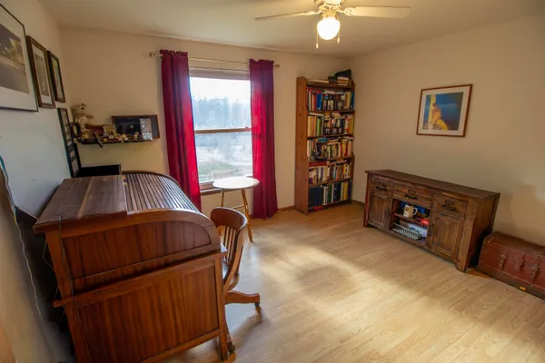 $1,298,000 | Undisclosed Address, Gifford, WA 99131