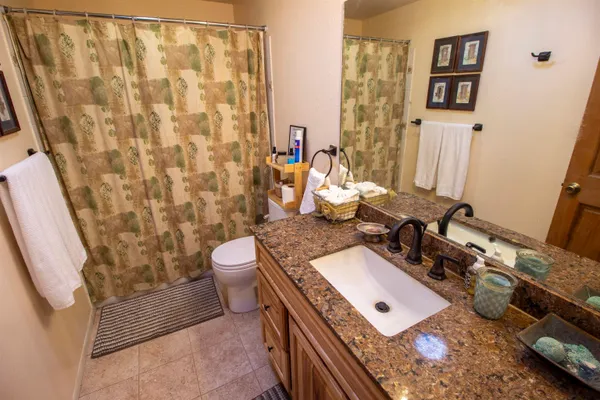 $1,298,000 | Undisclosed Address, Gifford, WA 99131