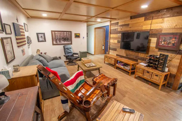 $1,298,000 | Undisclosed Address, Gifford, WA 99131