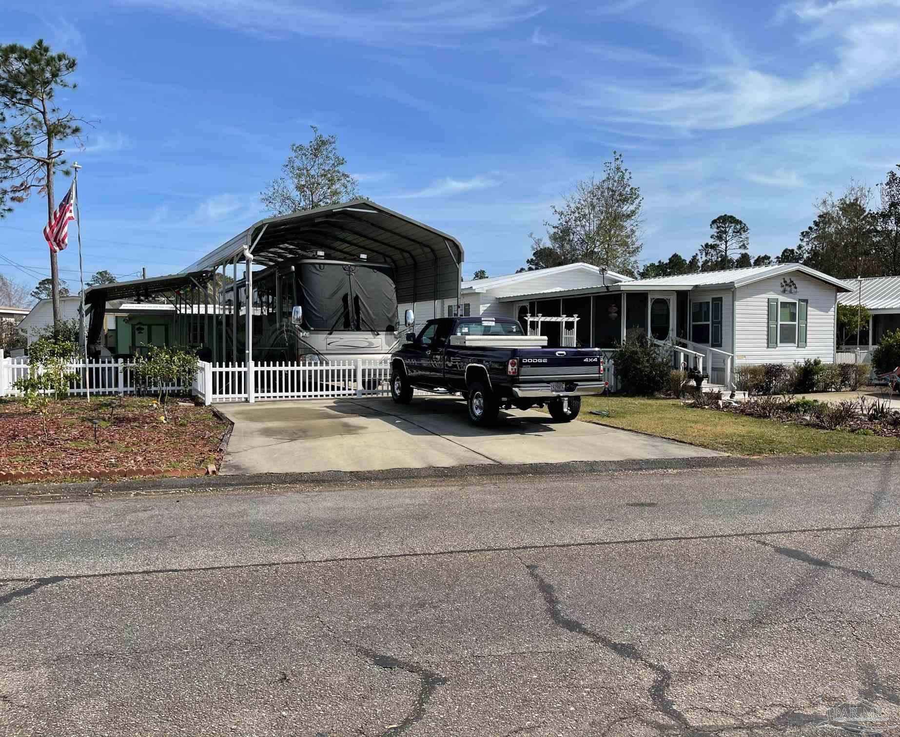 220 Defuniak Loop Lillian, AL 36549 - Photo 4 of 28
