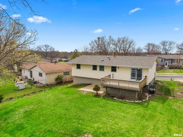$268,000 | 2407 West Carriage Lane, Peoria, IL 61614