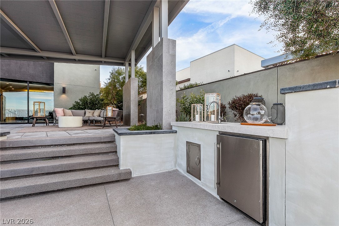 2240 Sky Pointe Ridge Drive Henderson, NV 89052 - Photo 16 of 63