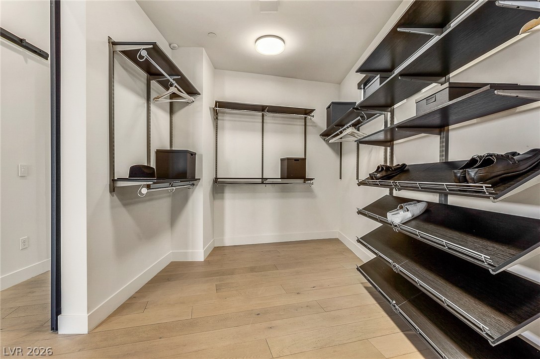 2240 Sky Pointe Ridge Drive Henderson, NV 89052 - Photo 36 of 63