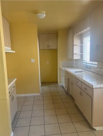 $1,985 | 605 West D Street, Unit A, Ontario, CA 91762