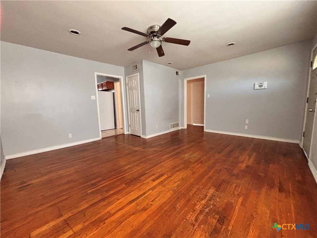 109 Ridge Street Copperas Cove, TX 76522 - Photo 7 of 27