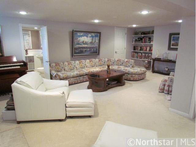 6809 Southdale Road Edina, MN 55435 - Photo 6 of 17