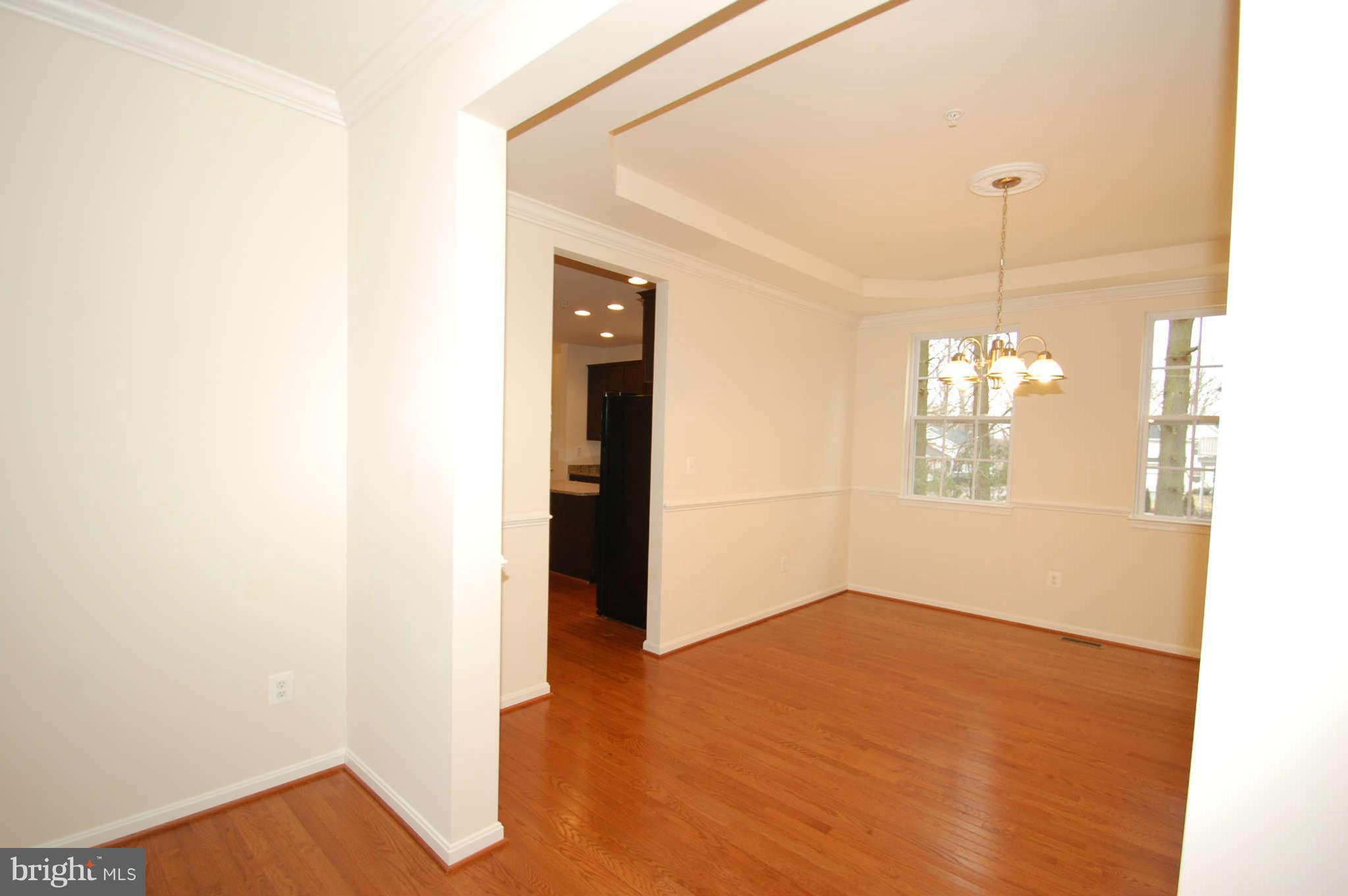3714 Chatham Road Ellicott City, MD 21042 - Photo 4 of 28 Dining Room