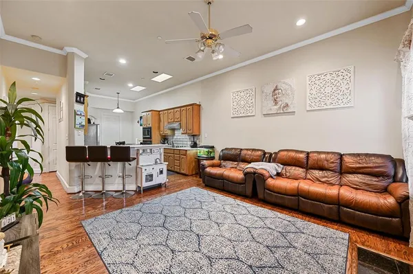 $3,000 | 8117 Cherry Laurel Lane, Irving, TX 75063