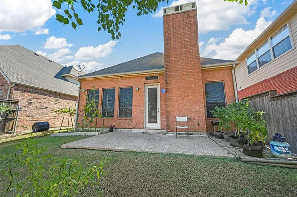 $3,000 | 8117 Cherry Laurel Lane, Irving, TX 75063