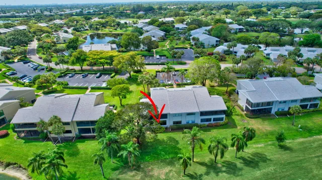 $350,000 | 27 Eastgate Drive, Unit C, Boynton Beach, FL 33436