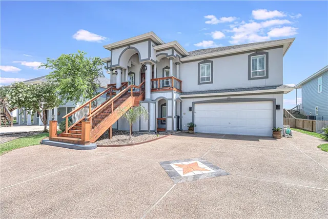 $1,550,000 | 113 Bay Court, Aransas Pass, TX 78336