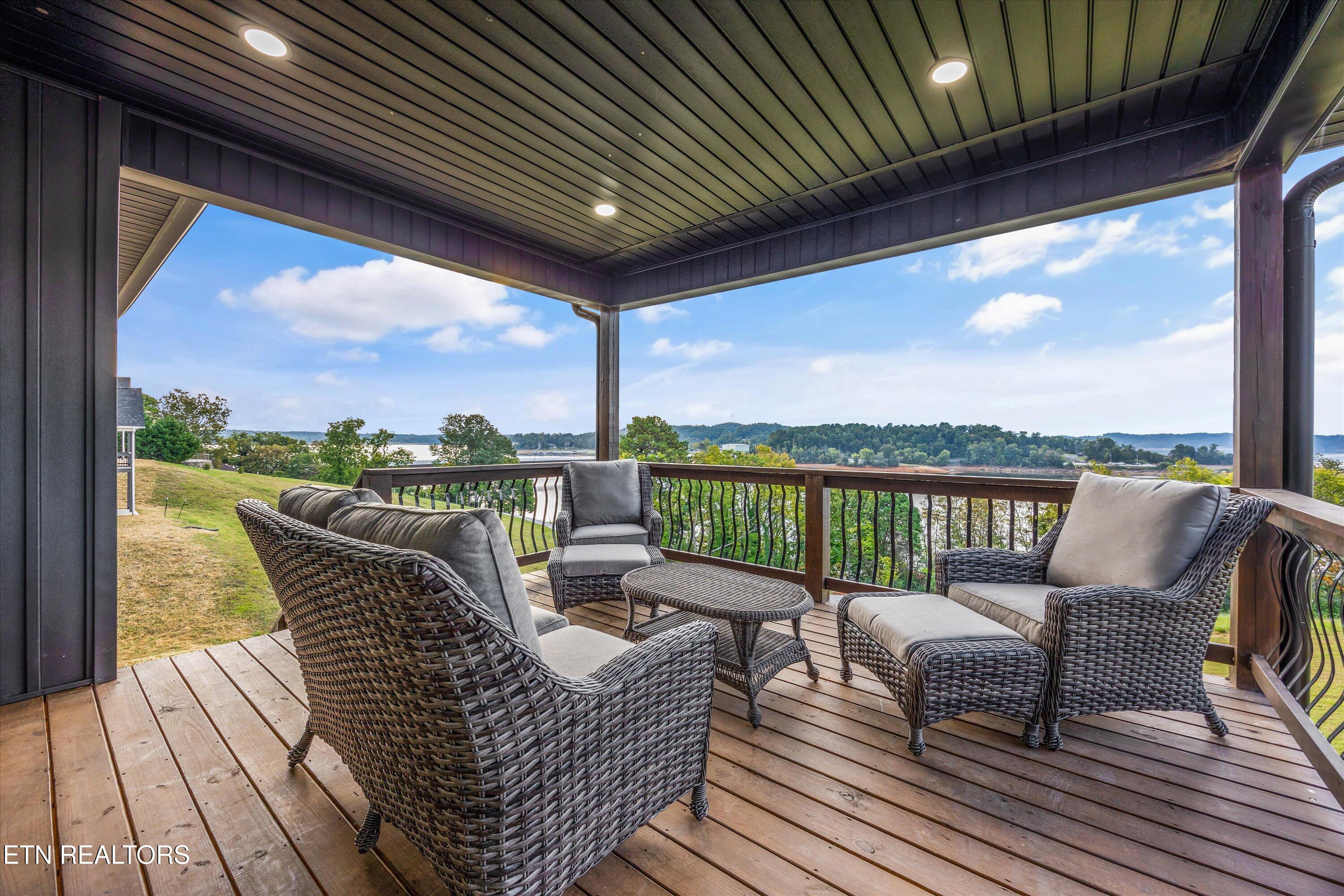 411 Hampton Way Dandridge, TN 37725 - Photo 16 of 41 15-411 Hampton Wy 14