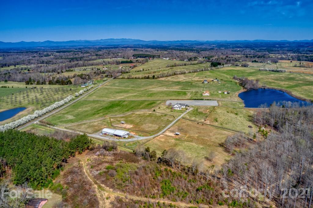1481 Airport Road Rutherfordton, NC 28139 - Photo 4 of 47 a view of a water with an ocean top