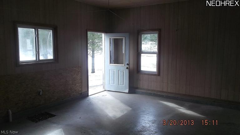 9214 Laird Road Middlefield, OH 44062 - Photo 6 of 15