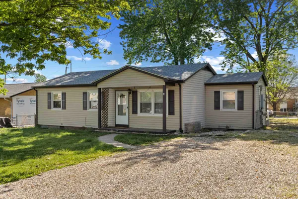 $259,900 | 27 Shen Valley Drive, Weyers Cave, VA 24486