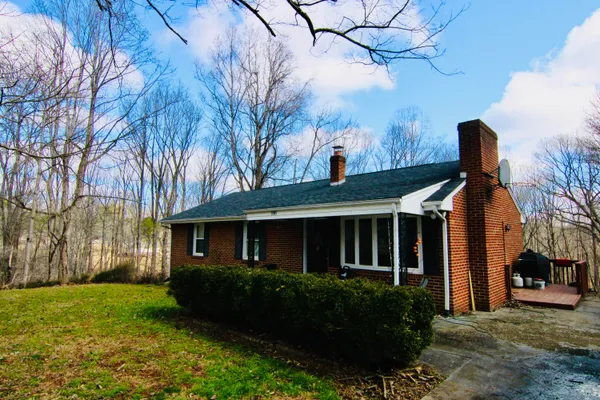 $230,000 | 108 Mapleridge Court, Vinton, VA 24179