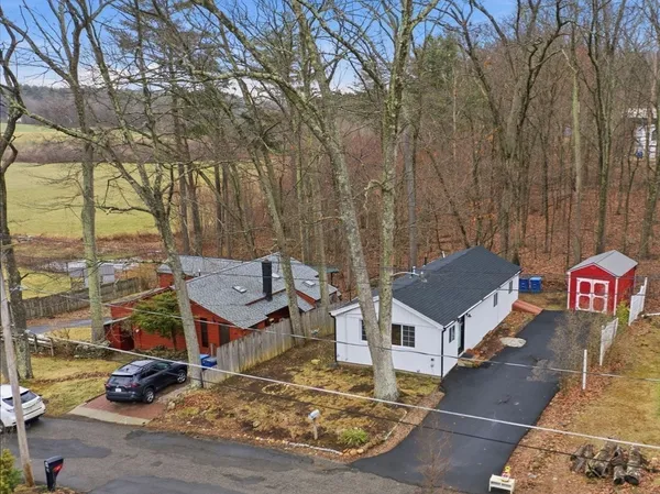 $314,900 | 88 Cubles Drive, Brimfield, MA 01010