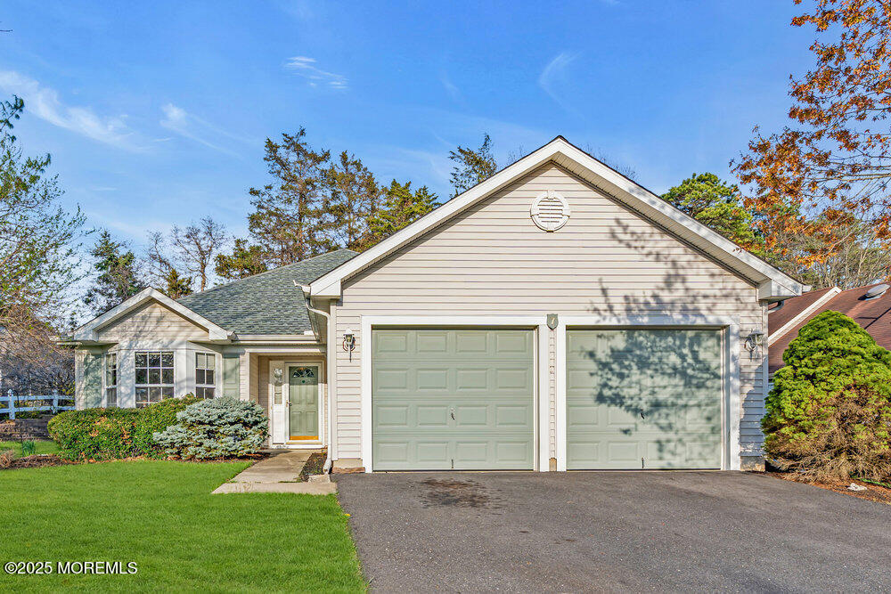 7 Lake Ridge Boulevard Whiting, NJ 08759 - Photo 1 of 20 001_crop_917