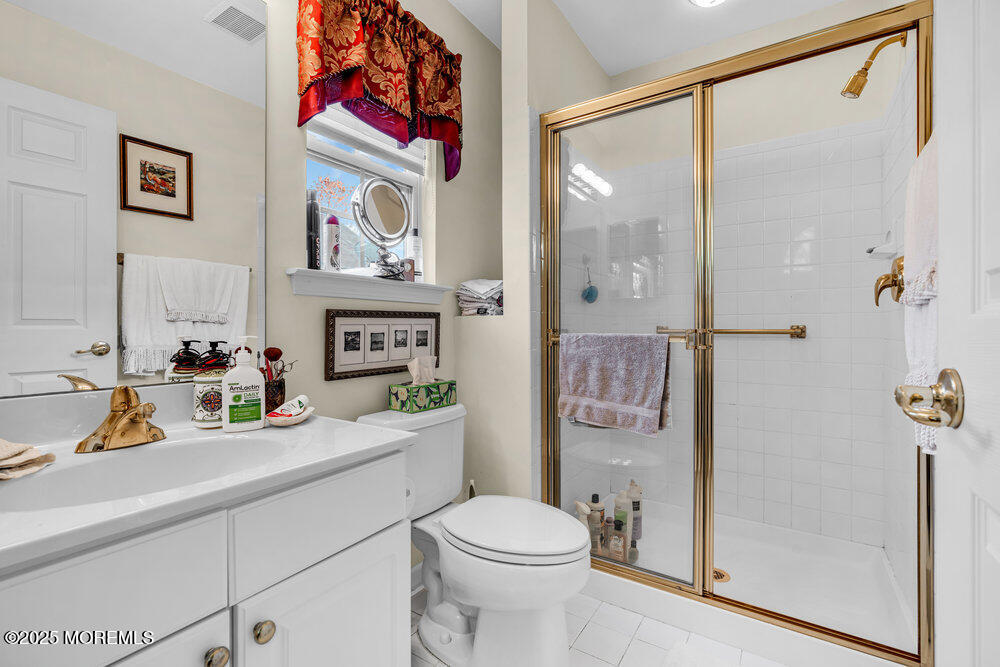 7 Lake Ridge Boulevard Whiting, NJ 08759 - Photo 15 of 20 15