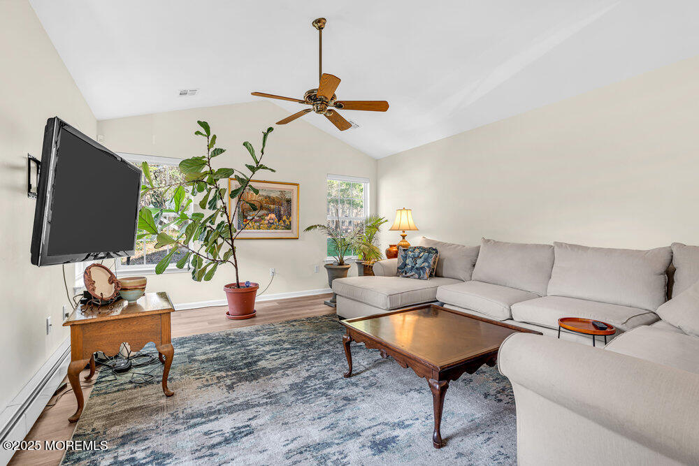 7 Lake Ridge Boulevard Whiting, NJ 08759 - Photo 4 of 20 4