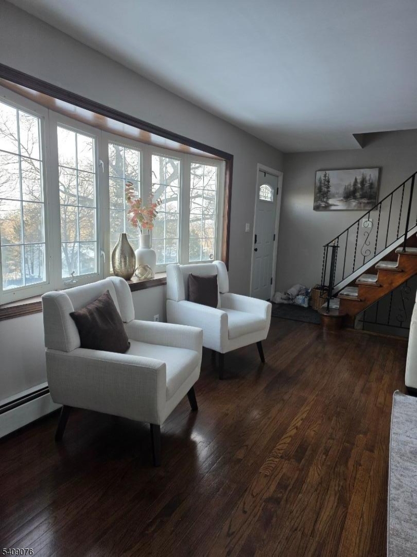 155 Degray Street North Haledon, NJ 07508 - Photo 3 of 34