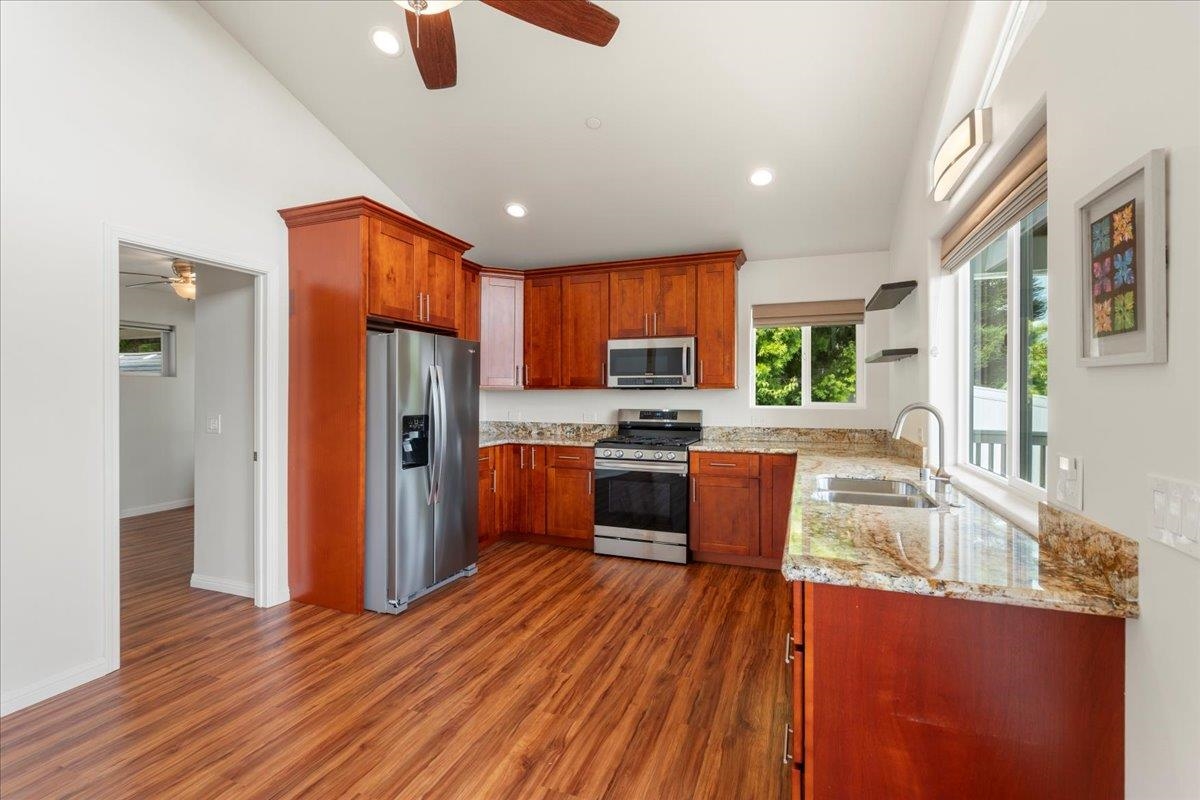 752 Awalau Road, Unit A Haiku, HI 96708 - Photo 16 of 41
