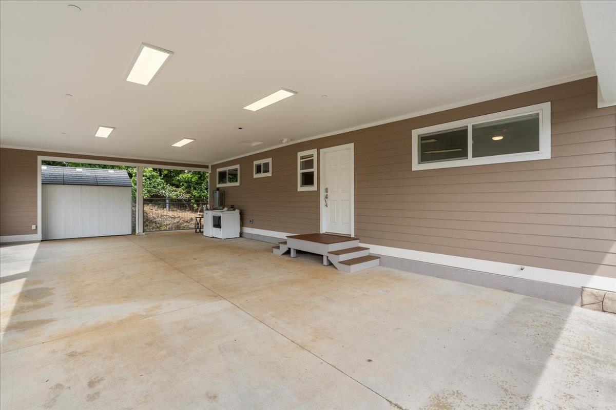 752 Awalau Road, Unit A Haiku, HI 96708 - Photo 33 of 41