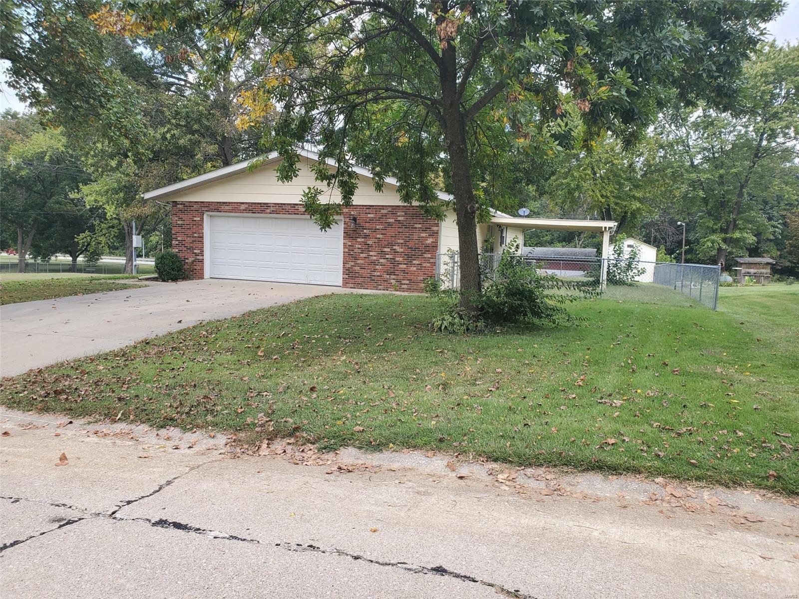 19045 Sand Ridge Road Carlyle, IL 62231 - Photo 2 of 15 Gallery Image 2