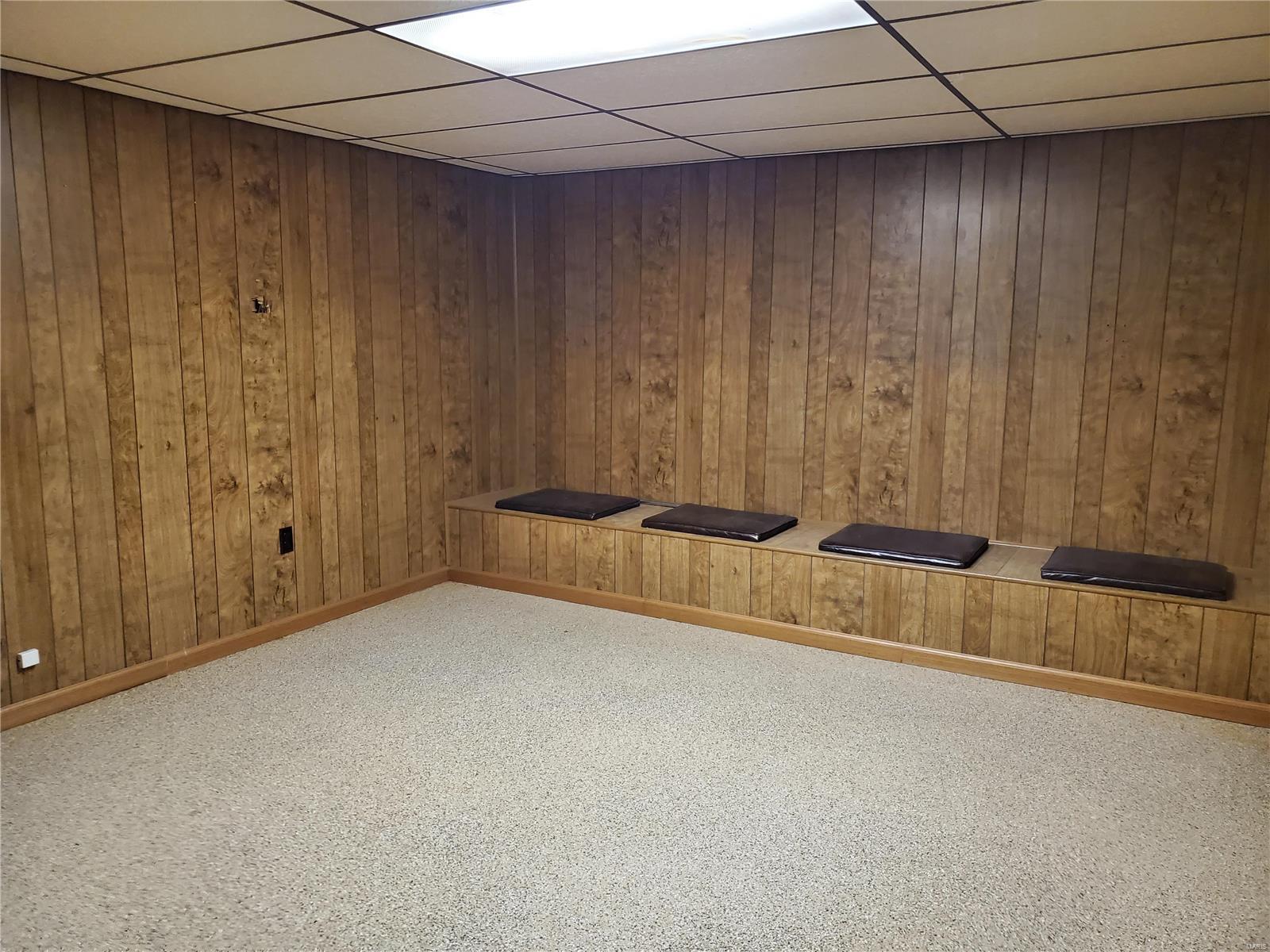 19045 Sand Ridge Road Carlyle, IL 62231 - Photo 13 of 15 Gallery Image 13