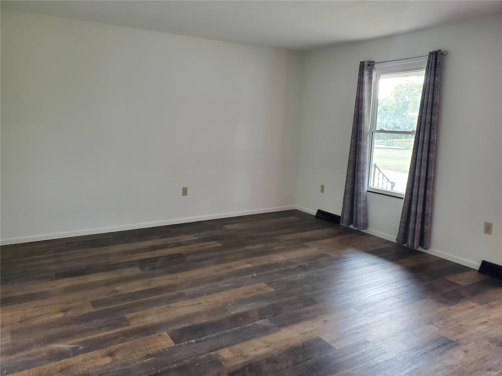 19045 Sand Ridge Road Carlyle, IL 62231 - Photo 7 of 15 Gallery Image 7