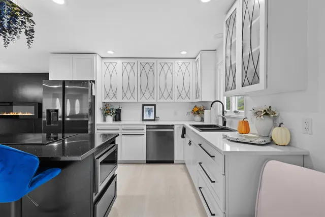 $479,900 | 4228 Parkview Drive, Janesville, WI 53546