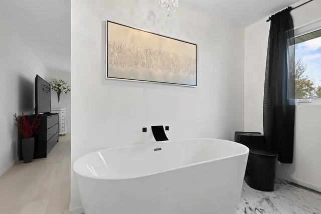 $479,900 | 4228 Parkview Drive, Janesville, WI 53546