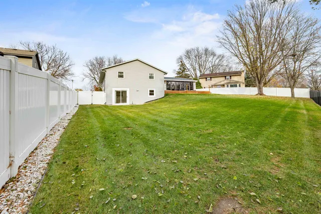 $479,900 | 4228 Parkview Drive, Janesville, WI 53546