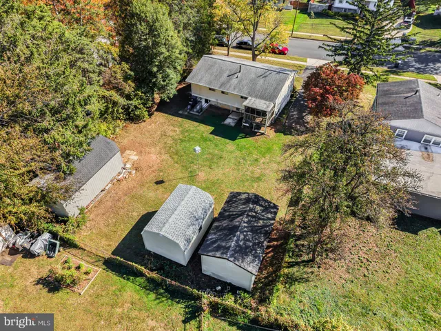 $578,500 | 415 Virginia Avenue, Herndon, VA 20170