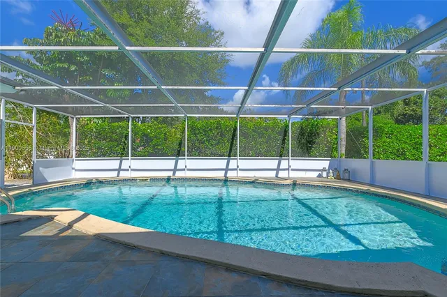 $1,275,000 | 195 Northwest 103rd Street, Miami Shores, FL 33150