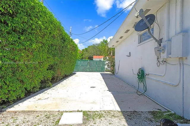 $1,275,000 | 195 Northwest 103rd Street, Miami Shores, FL 33150
