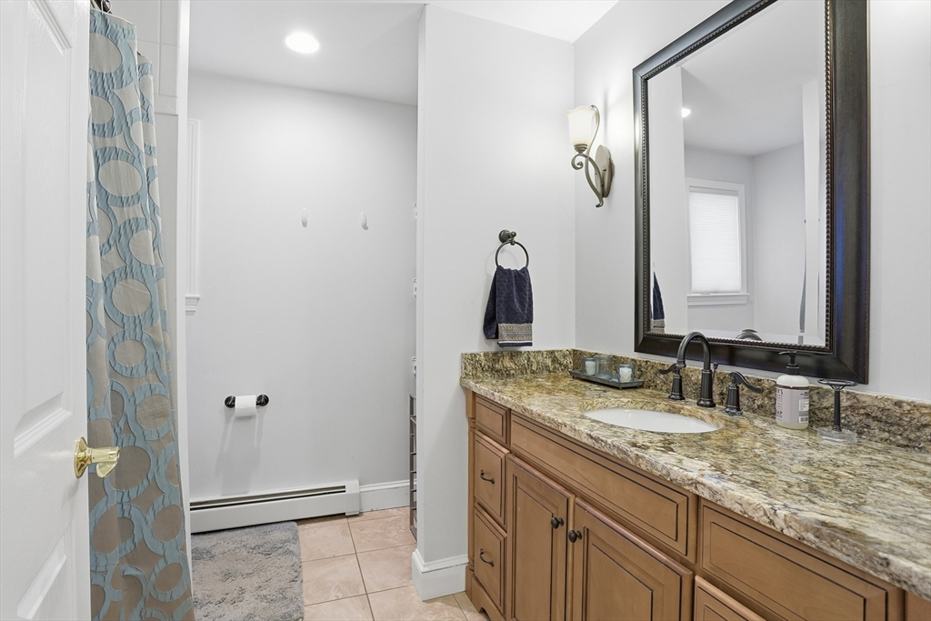 28 Hume Road Bedford, MA 01730 - Photo 19 of 42